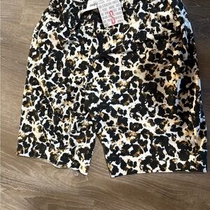 Lularoe Jamie animal print French Terry Shorts small new with tag